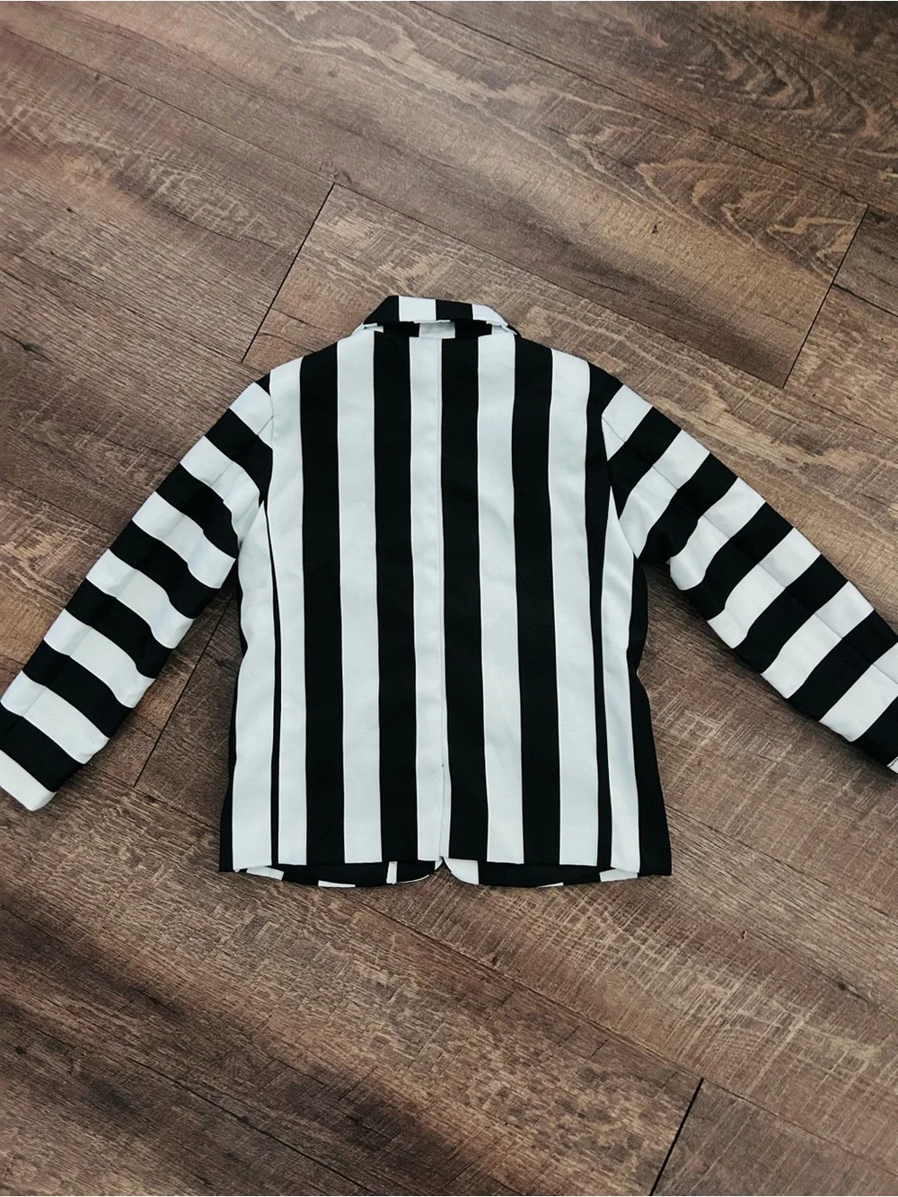Black & White Striped Blazer - Beetlejuice costume.